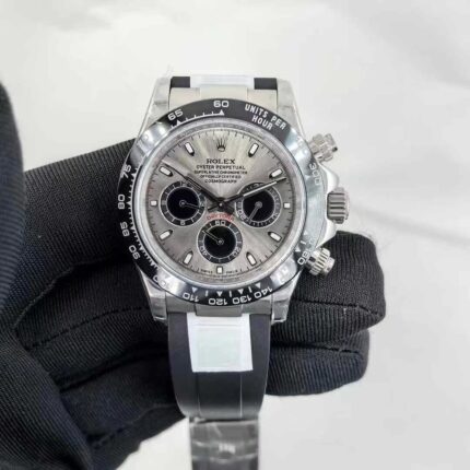 Rolex Cosmograph Daytona 126519LN Silver Dial Oysterflex Watch