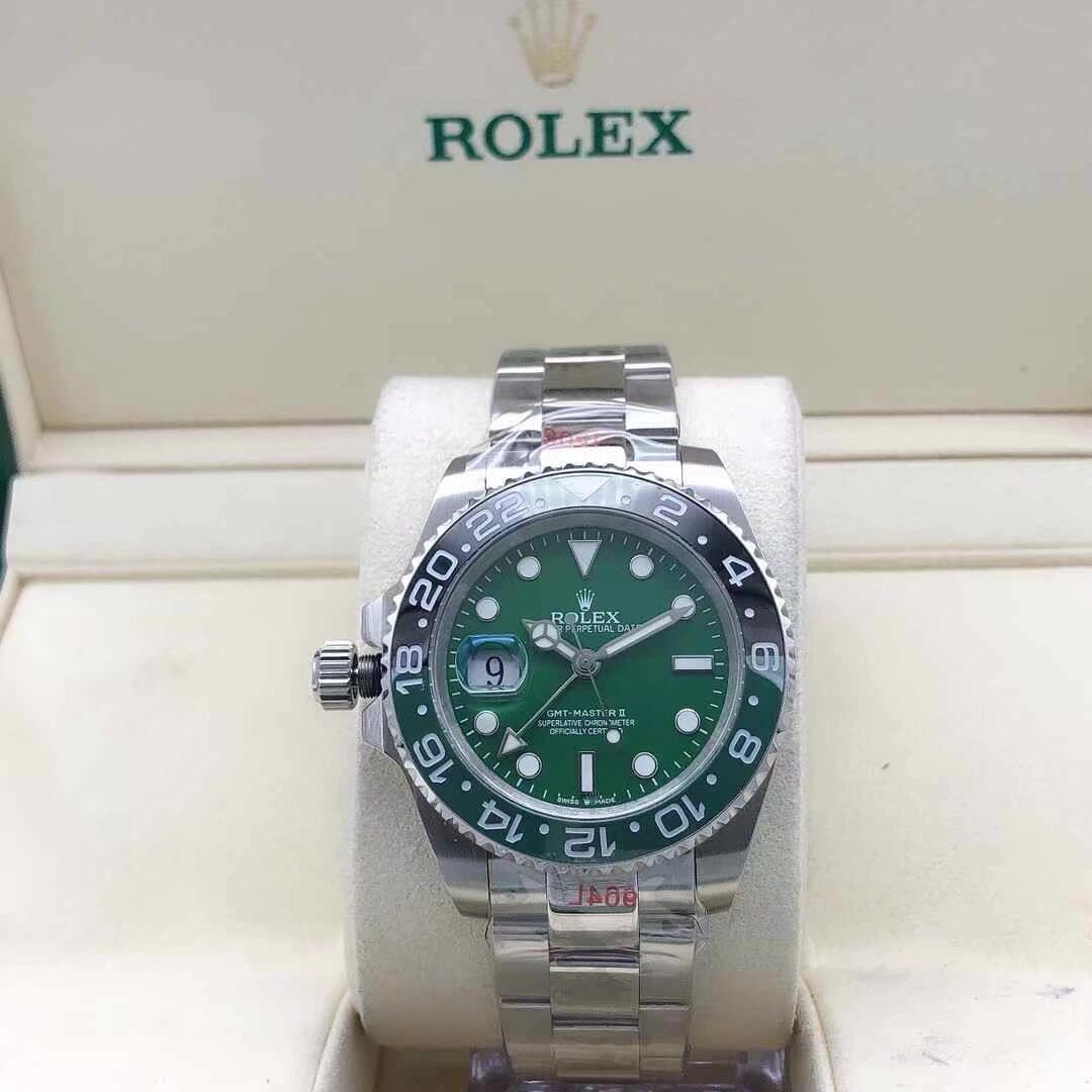 1071-0 Rolex GMT-Master II 126720VTNR Left-Handed Green Dial Watch