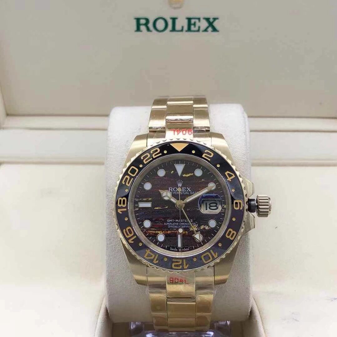 1074-0 Rolex GMT-Master II 126718GRNR Tiger Iron Dial Watch